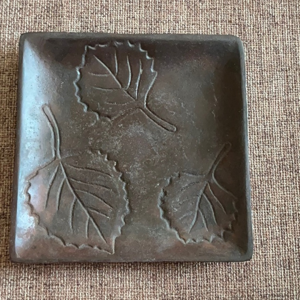 Rustic Metal Botanical Candle Holder/Tray with Organic Accents